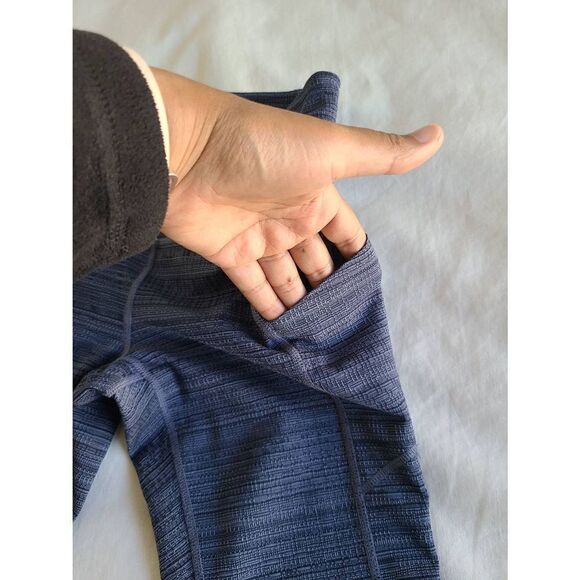 Athleta Cropped Leggings Womens 2XS Purple Stretch Lined Athleisure Yoga Pockets - Picture 4 of 8